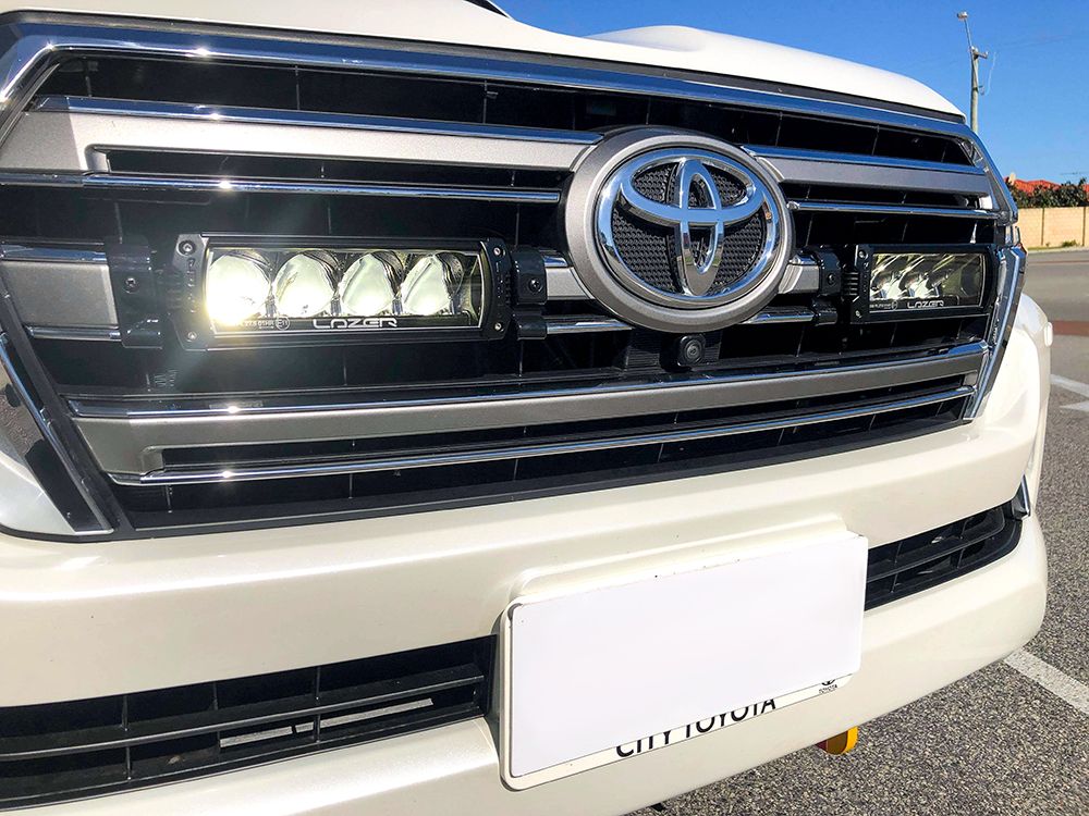 Toyota Land Crusier 200 (2015-2021) Grille Kit - Image 3